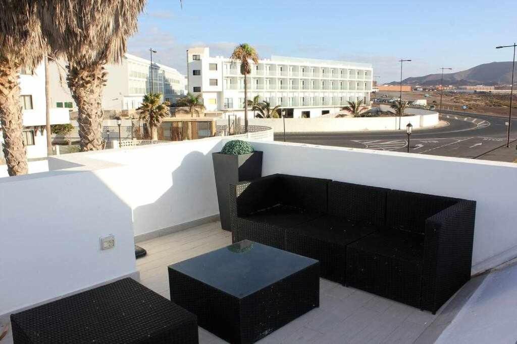 Villa BRISA MARINA casa junto al mar Corralejo Esterno foto
